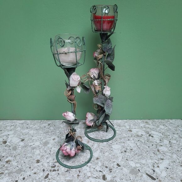 Candles with Floral Base - Picture 2 of 2